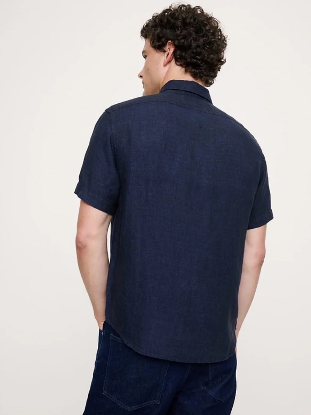 Banana Republic Men's Short-Sleeve Button-Down Shirt in Navy